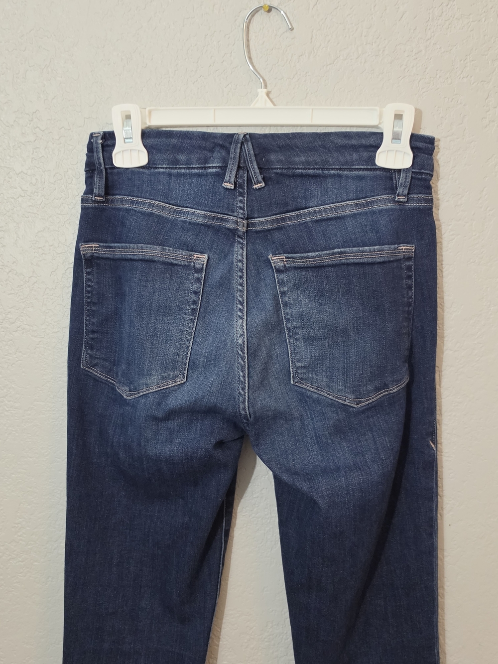 Good American Good Legs Crop Skinny Jeans Dark Wash Mid Rise Womens 4 - Picture 4 of 8